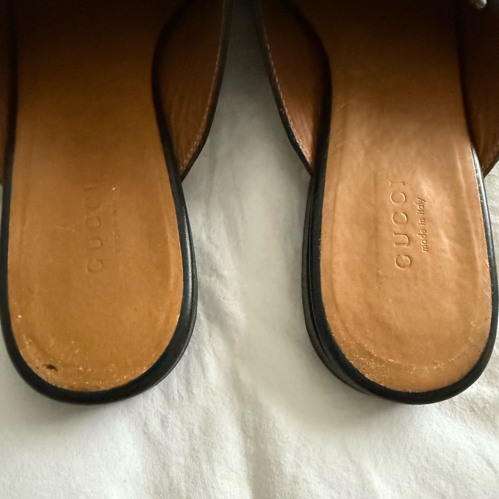 Gucci Black Leather Horsebit Mules with Gold Hardware - Picture 4 of 5